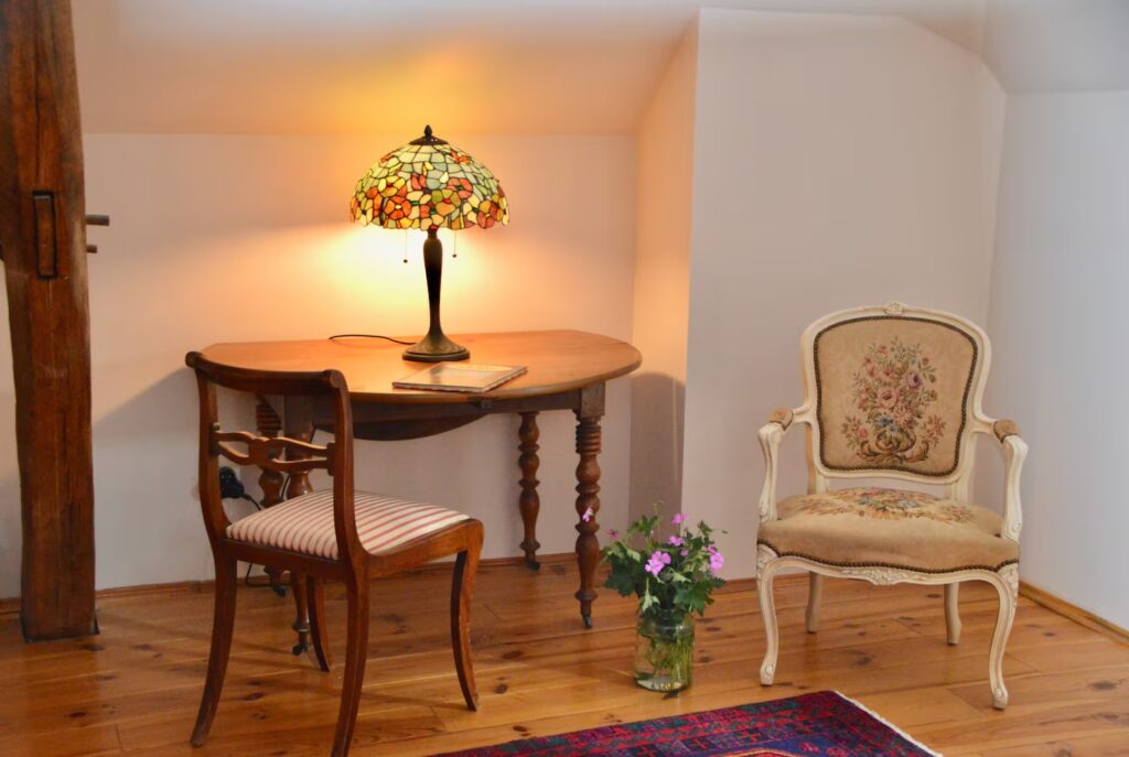 retour-d_orient-coin-burreau